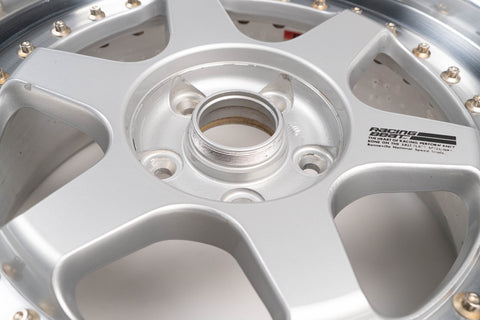 Racing Beat RB-02 17" 8J +35, 9J +35 (5x114.3)