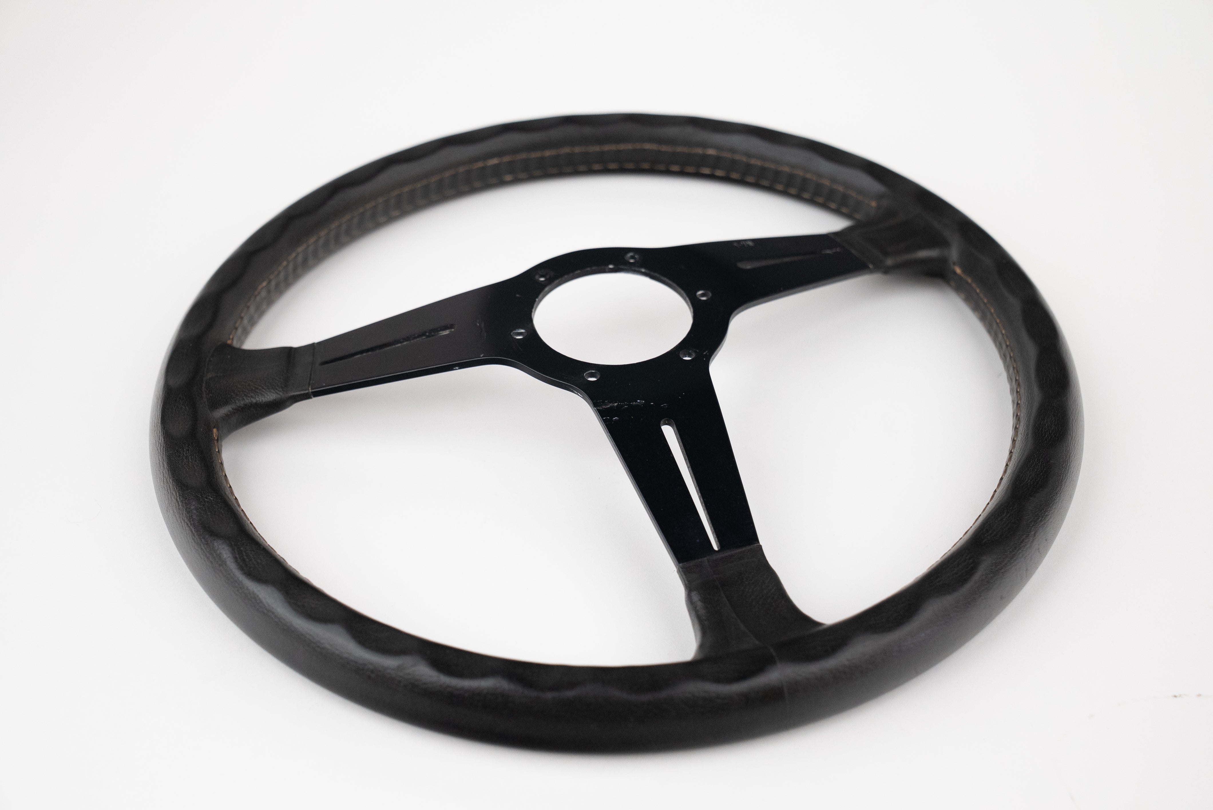 360mm Nardi Classic *1978 Production* – GET Japan
