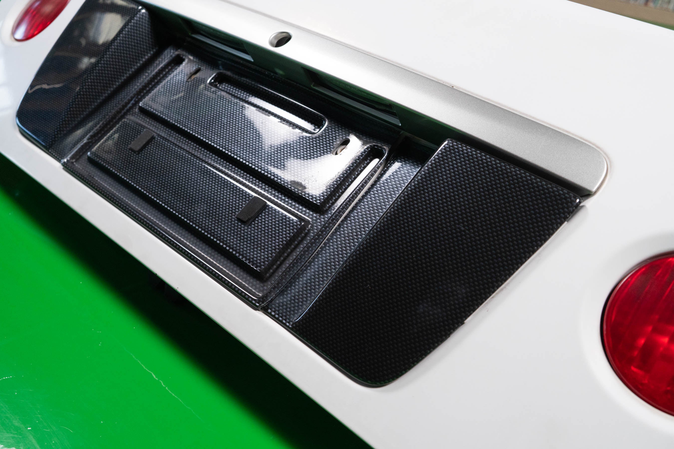 Toyota Altezza SXE10 Trunk w/ TRD Wing + TRD Carbon Granish – GET