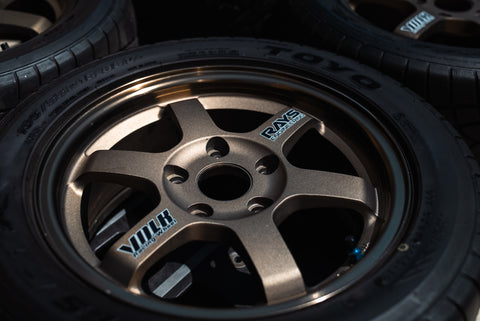 Rays Engineering Volk TE37 15" 6.5J +45 (5x114.3) *Tires Included*