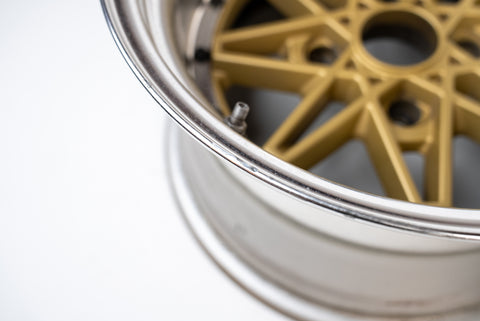 Work Equip 03 15" 8.5J -32 (4x114.3) Pair