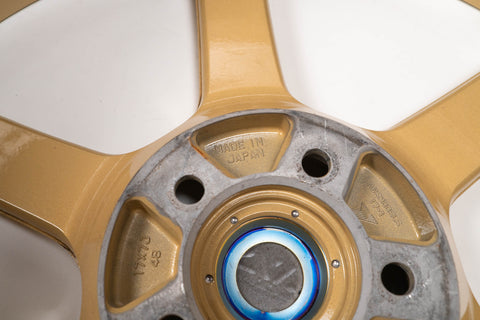 Yokohama AVS Model 6 17" 7J +48 (5x100)