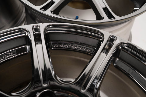 WORK XC8 17" 8J +35 (5x114.3)