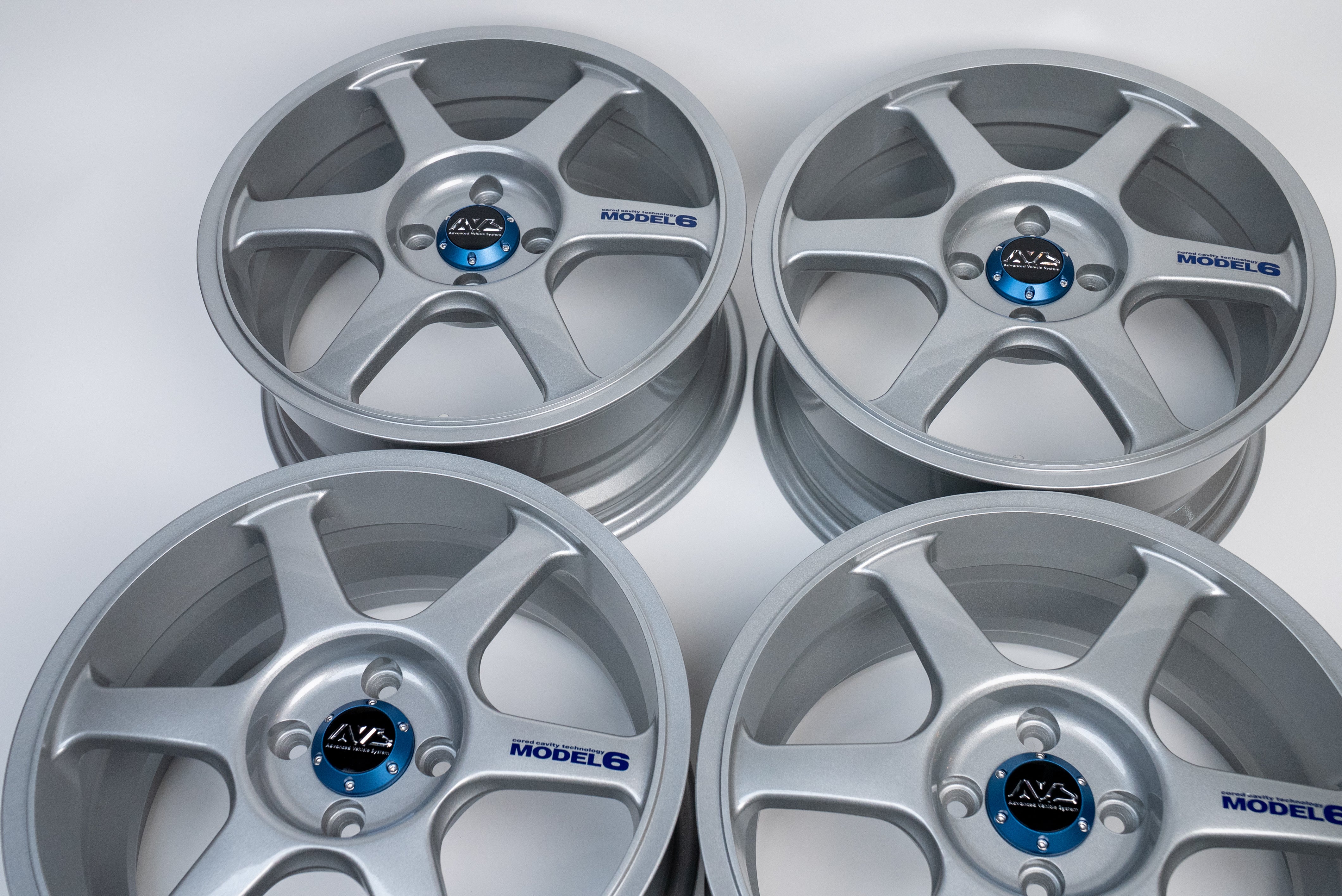 アルミ ホイール ヨコハマ AVSMODEL 6 17×7J 5H PCD100 +48 ダンロップ 