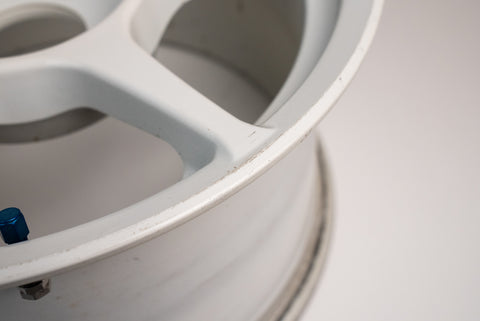 Buddy Club P1 16" 8.5J +37, 8.5J +27  (5x114.3)