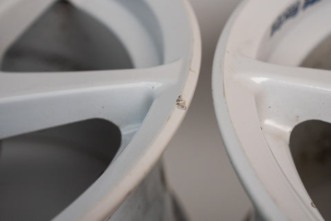 Buddy Club P1 16" 8.5J +37, 8.5J +27  (5x114.3)