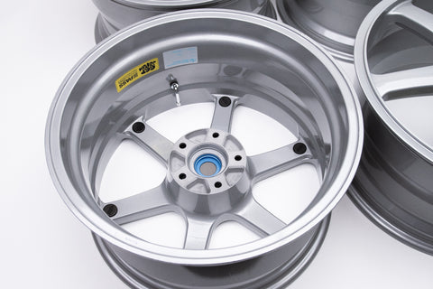 Yokohama AVS Model 6 18" 9J +20 (5x114.3)