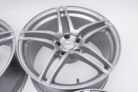 Yokohama AVS Model 5 18" 9J +10, 9J +20 (5x114.3)