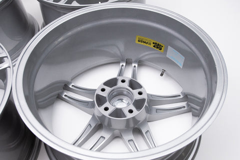 Yokohama AVS Model 5 18" 9J +10, 9J +20 (5x114.3)