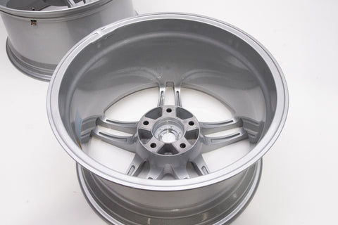 Yokohama AVS Model 5 17" 9J +35, 8J +30 (5x114.3)