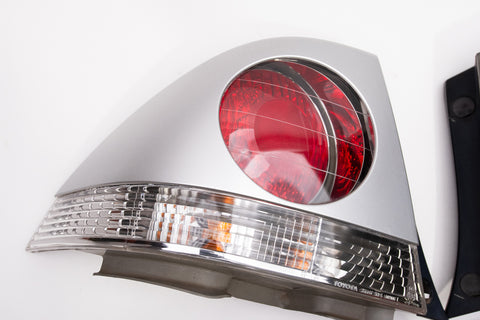 Toyota Altezza (SXE10) Tail Lights