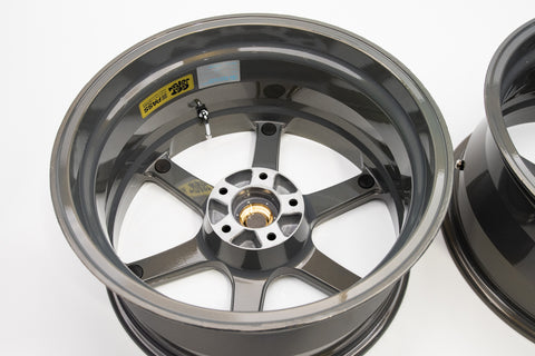 Yokohama AVS Model 6 18" 9J +35, 8J +30 (5x114.3)