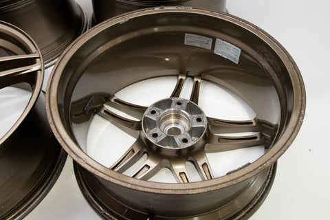 Yokohama AVS Model 5 18" 9J +35, 8J +30 (5x114.3)