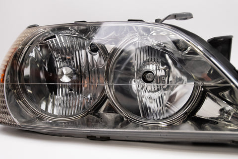 Toyota Altezza (SXE10/GXE10) Headlights