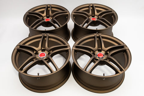 Yokohama AVS Model 5 17" 9J +40, 8J +38 (5x114.3)