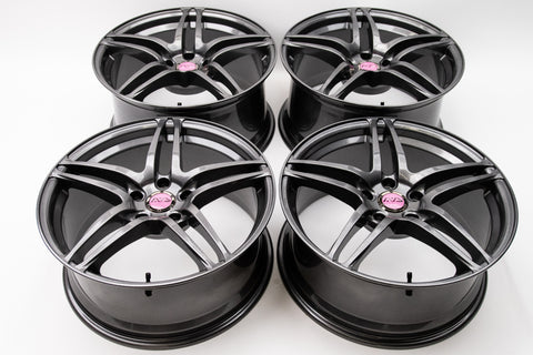 AVS Model 5 18" 9J +35, 8J +38 (5x114.3)