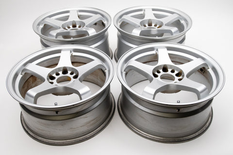 URAS NS-01 17" 9J +30, 8J +30 (5x114.3)