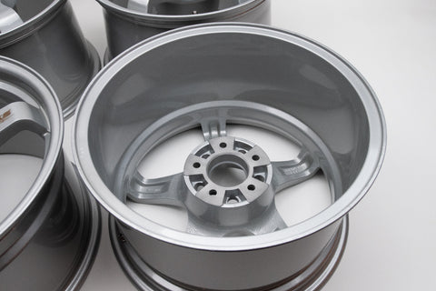 URAS NS-01 17" 9.5J +15 (5x114.3)