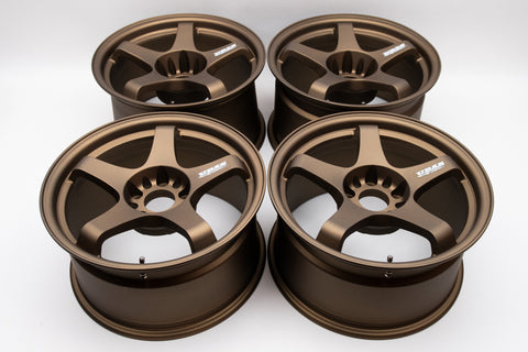 URAS NS-01 17" 9.5J +15, 9J +30 (5x114.3)