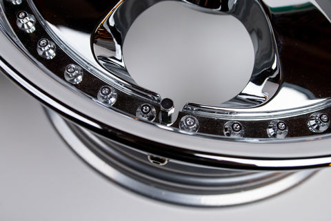 RE雨宮 AW-7 by Desmond 17" 9J +35, 8J +35 (5x114.3) *Triple Chrome*