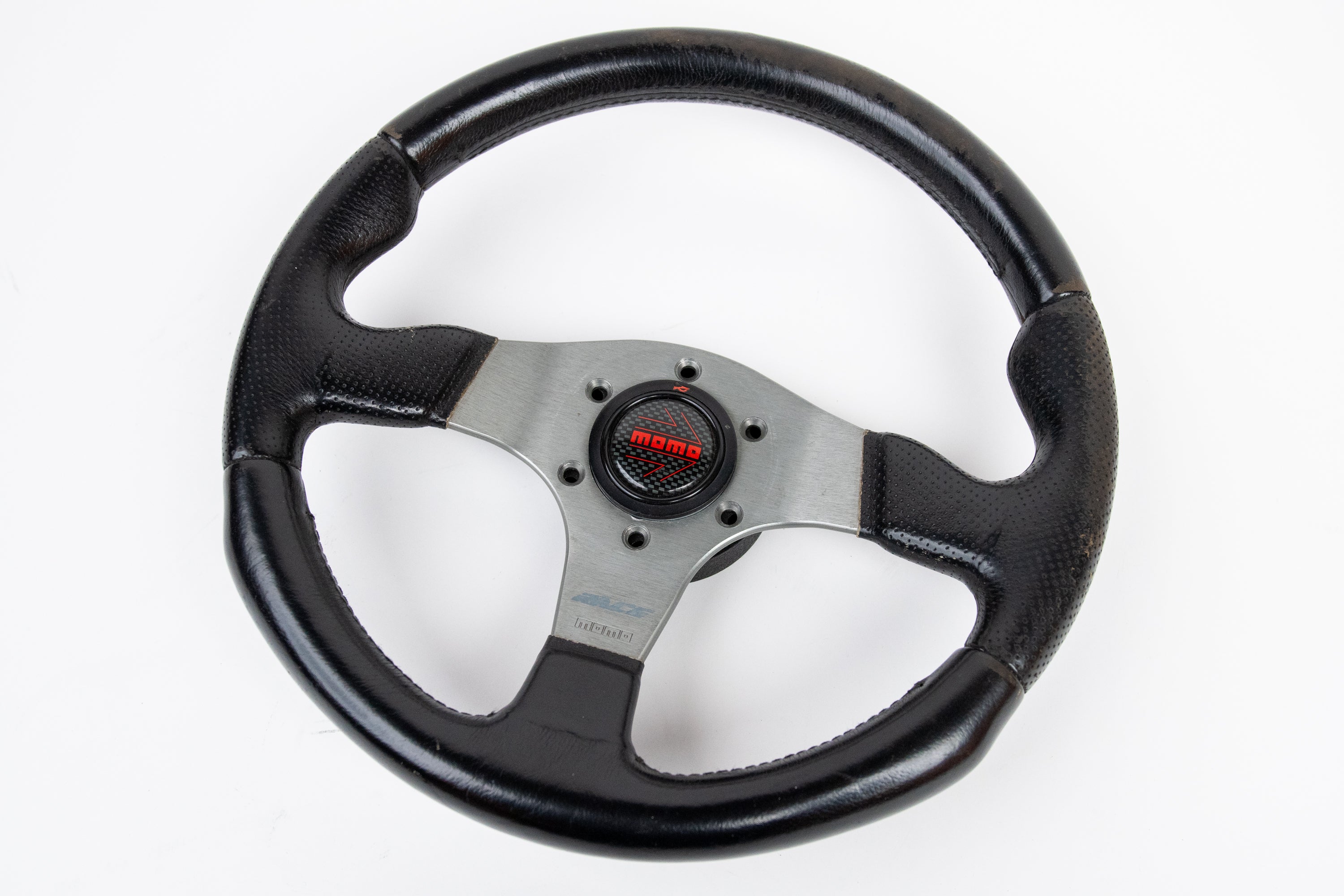 320mm MOMO Race – GET Japan