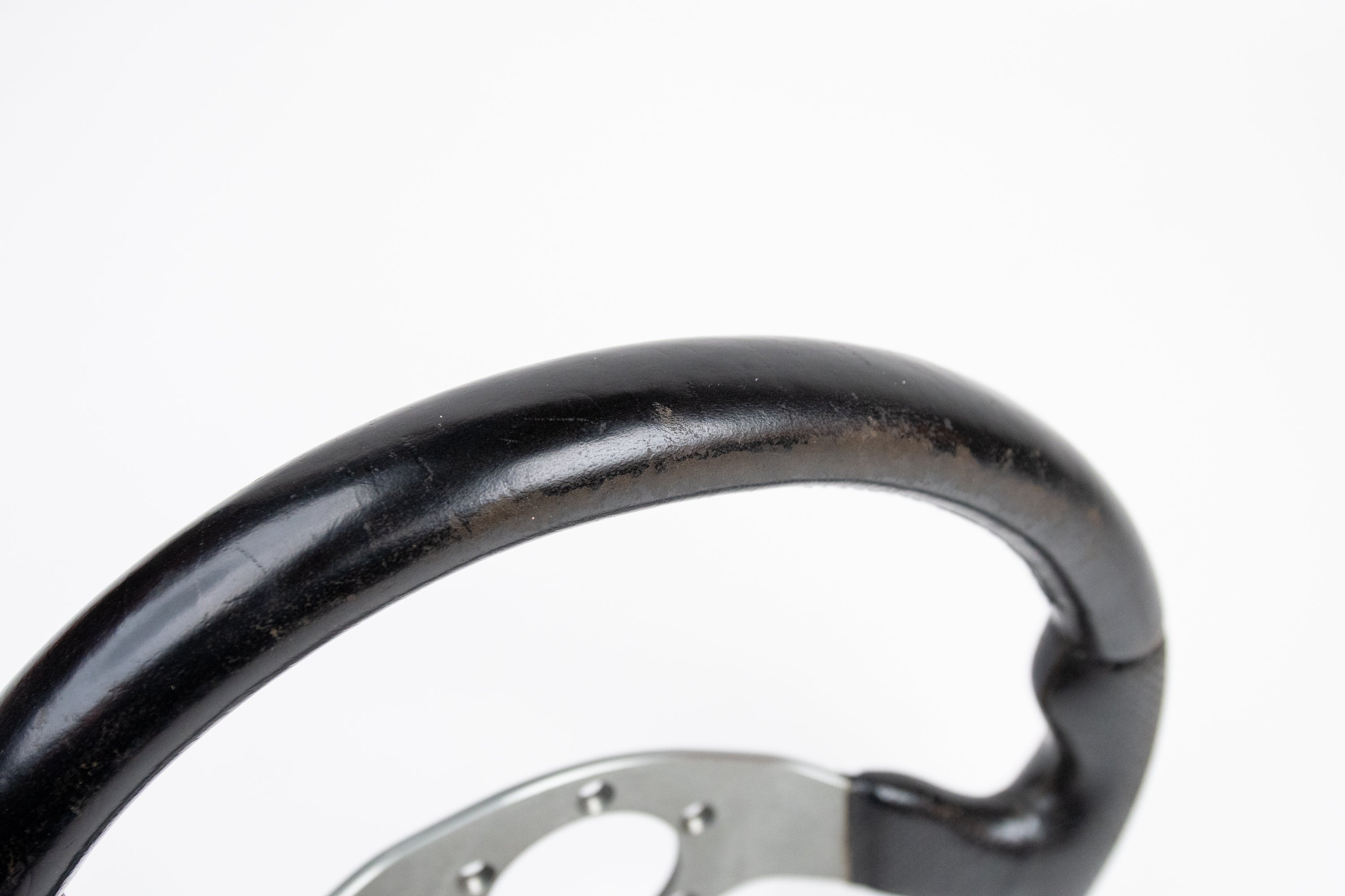 320mm MOMO Race – GET Japan