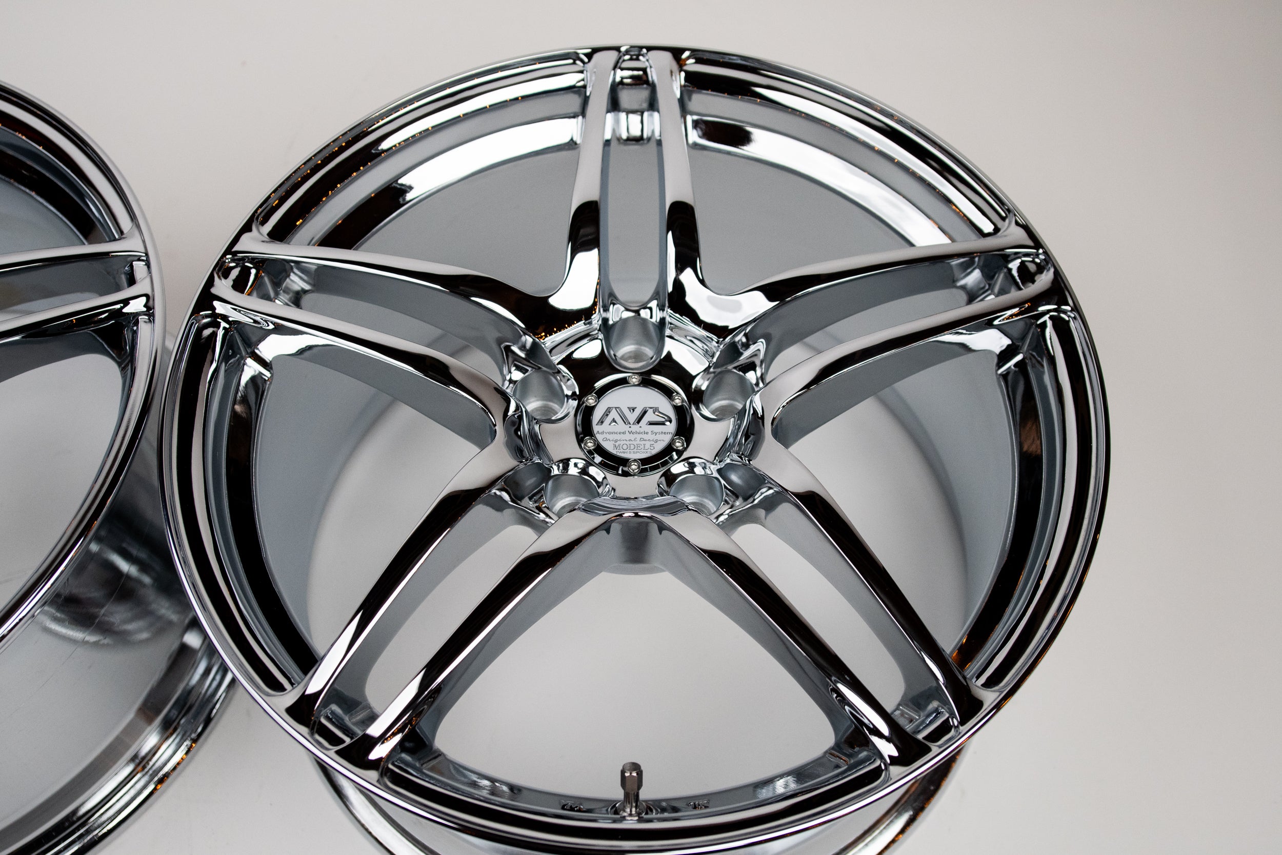 Advan AVS Model 5 18インチ 9J +35 (5x114.3) ペア *トリプルクローム