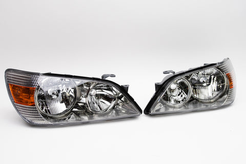 Toyota Altezza (SXE10) Headlights