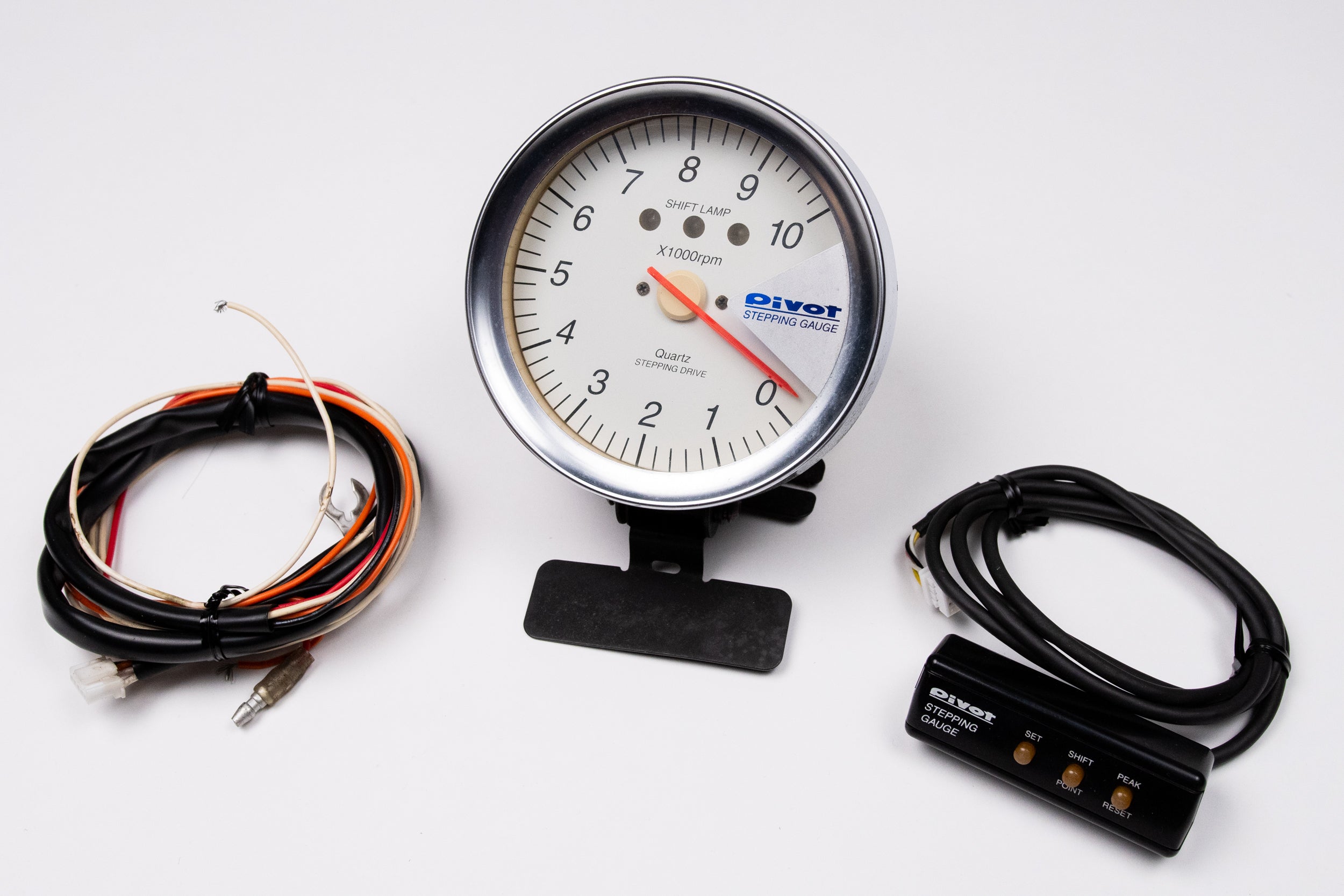 PIVOT ピポッド STEPPING GAUGE タコメーター ※ 画像参照 2022.7.19.Y