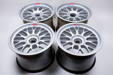 BBS RE022 18" 13J Magnesium Center Lock Wheels
