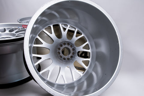 BBS RE022 18" 13J Magnesium Center Lock Wheels