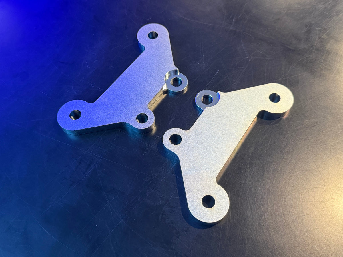 Kazama Toyota Mark 2 / Chaser / Cresta (JZX100) Rear Twin Caliper Brackets