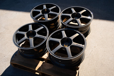 Yokohama AVS Model 6 18" 9J +35, 8J +30 (5x114.3)