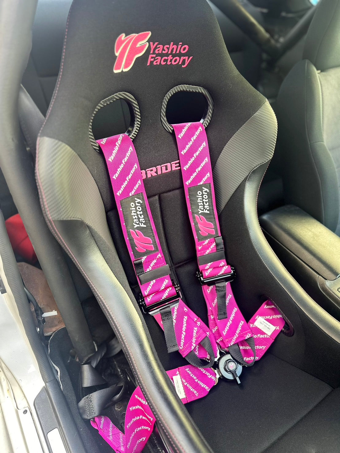 Yashio Factory FIA 4-Point Harness
