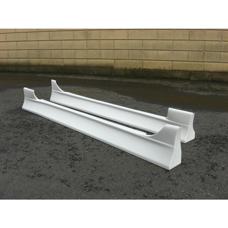 PS Duce Nissan Skyline R33 Side Steps (4 Door)