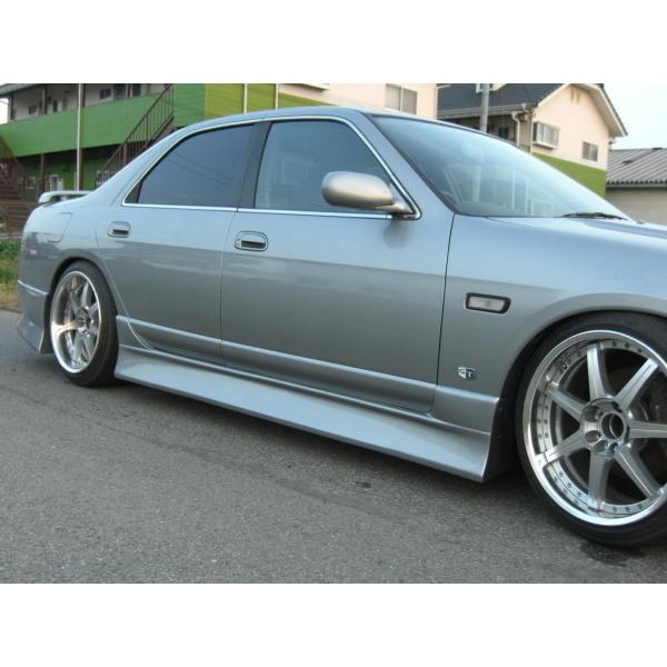 PS Duce Nissan Skyline R33 Side Steps (4 Door)