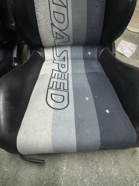 Mazdaspeed Mu-Len Leather Sport Seats (Black)