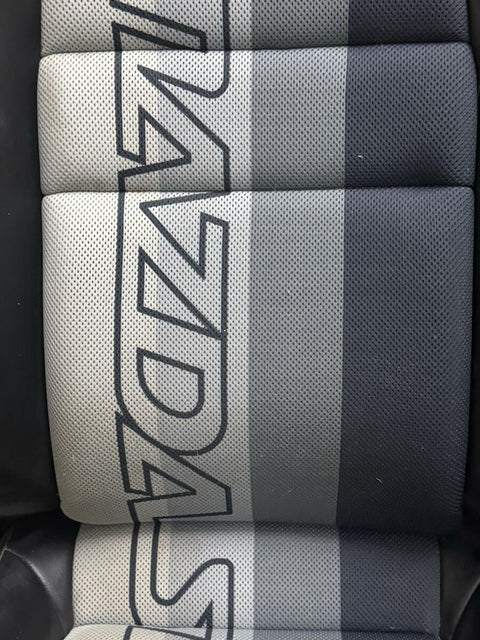 Mazdaspeed Mu-Len Leather Sport Seats (Black)