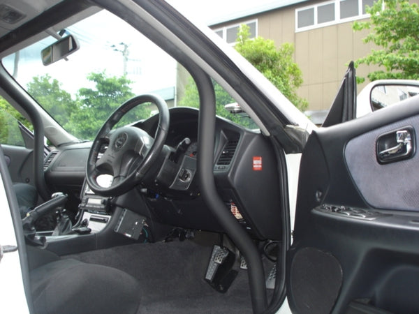 Saito Roll Cage Nissan Stagea (WGN34 / WGNC34) Roll Cage