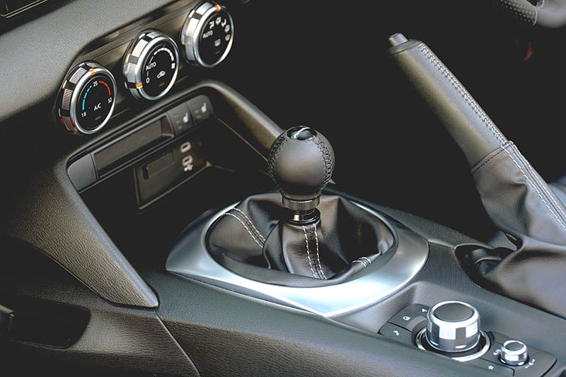 AutoExe Mazda RX-8 (SE3P) Shift Knob (Manual)