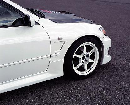Shift Sports Toyota Altezza (SXE10) Aero Fenders, FRP